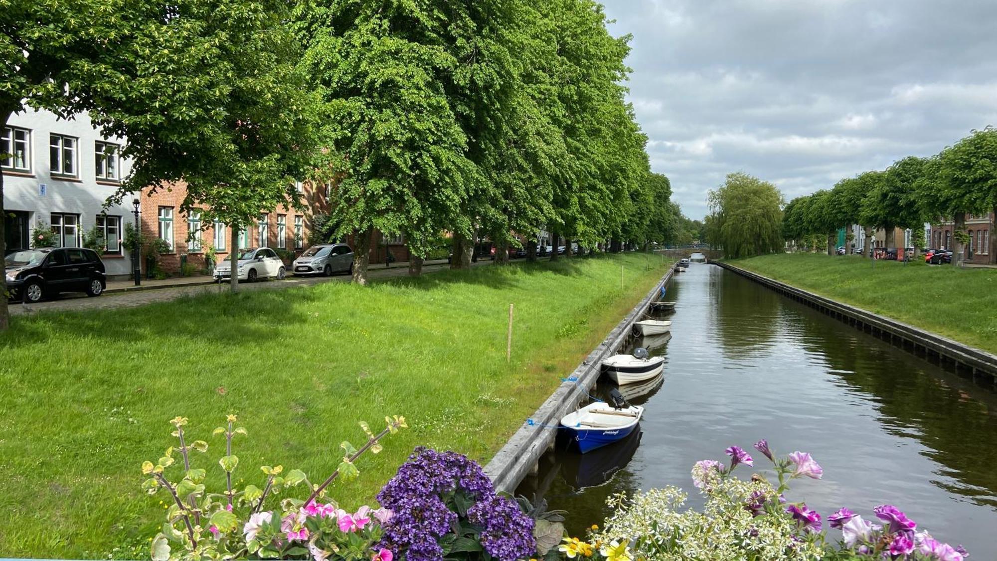 Loftwohnung 2 Simmerdeis An Der Gracht 腓特烈 外观 照片